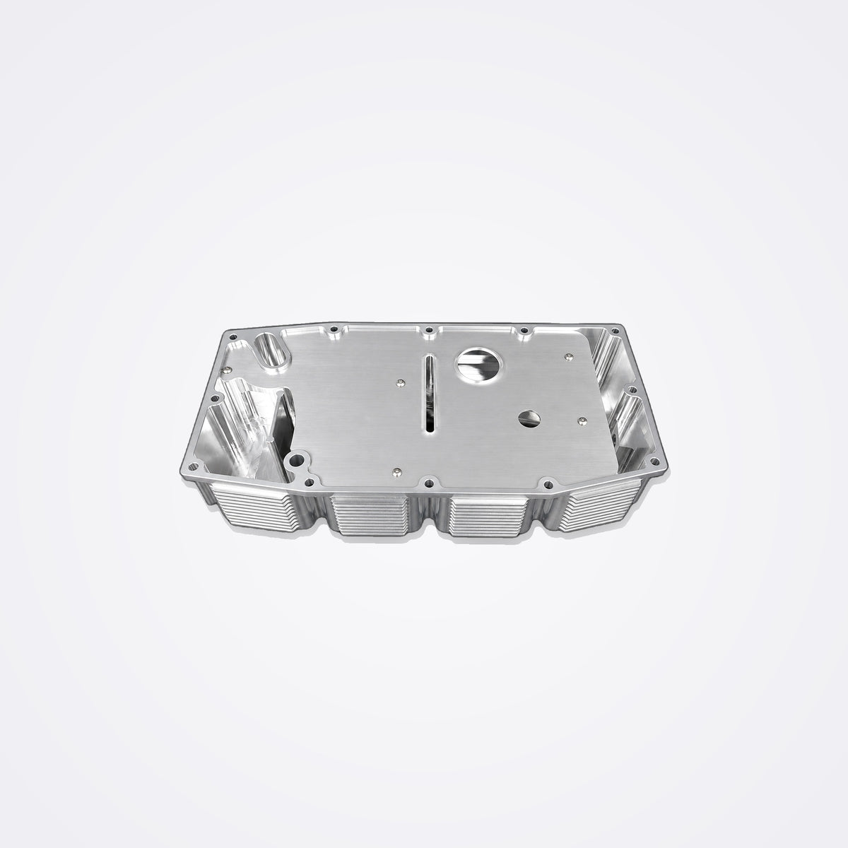 High-Capacity Oil Tank Harley M8 — studio photo 2