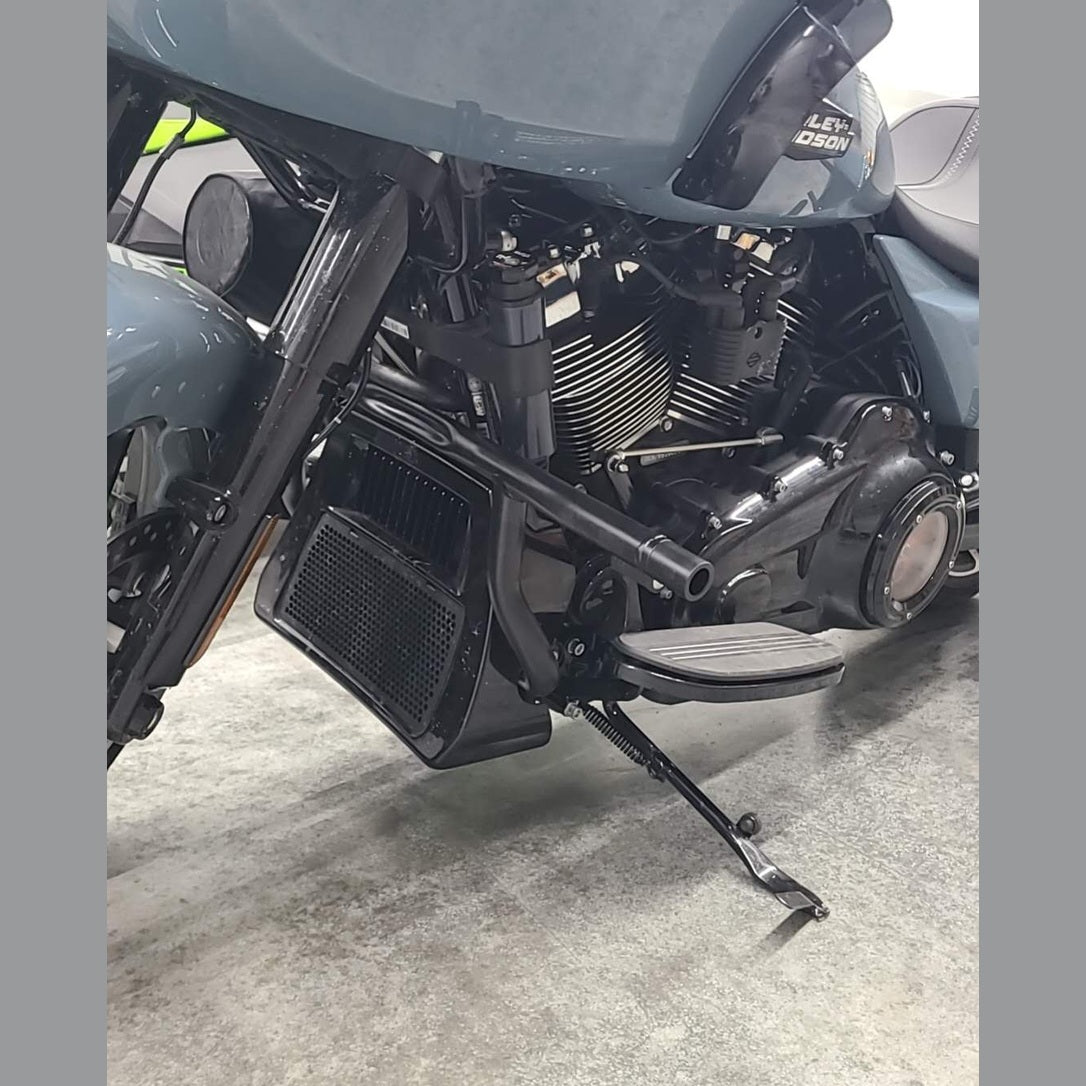 Harley Roadglide Front Crash Bar Flat-Out Bar Touring models 2014-2025